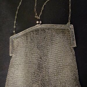 Elegant Silver Chainmail Evening Bag